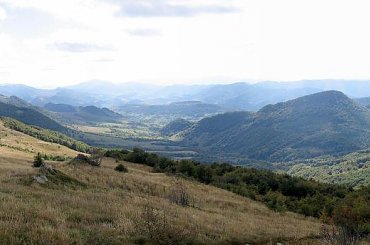 Widok z Rozsypańca w stronę Ukrainy #Góry #Bieszczady #Rozsypaniec #Halicz #Tarnica