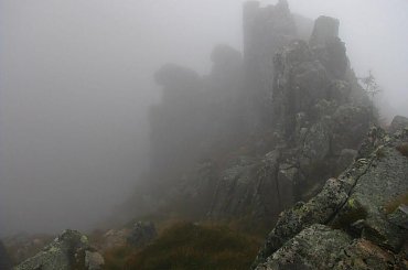 Śnieżne Kotły "pełne" mgły_2 #góry #Karkonosze #SzklarskaPoręba #Szrenica #ŚnieżneKotły #mgła