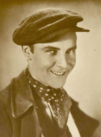 Igo Sym, aktor_1932 r.
