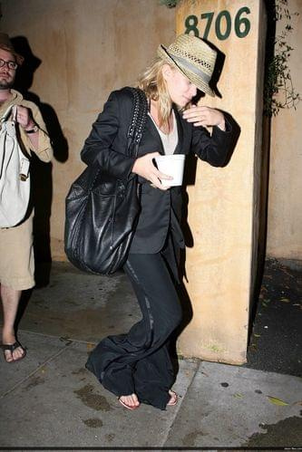 Ashley and Justin leaving Orso restaurant in Hollywood-paparazzi wrzesień 2008