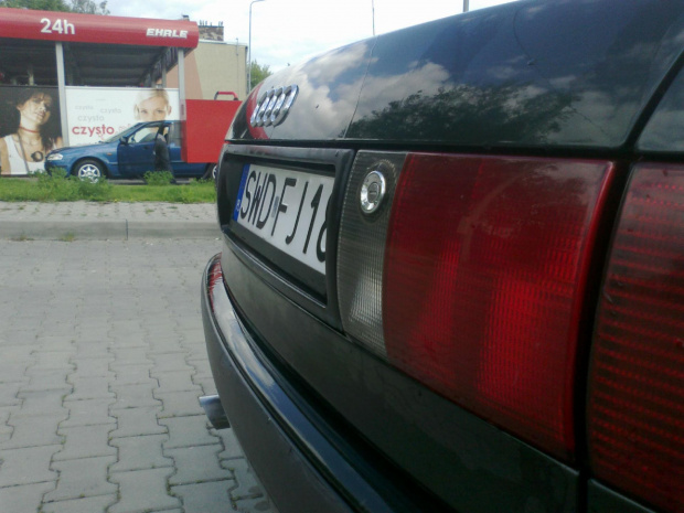 #Audi80B4