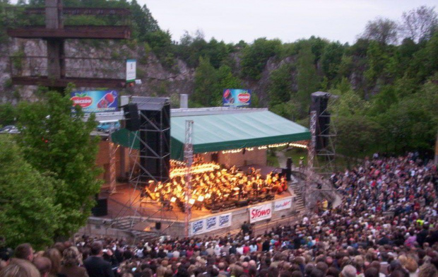 KADZIELNIA - koncert Tu es Petrus...