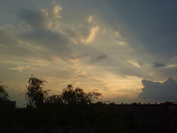 #Lublin #ZachódSłońca #niebo #słońce
