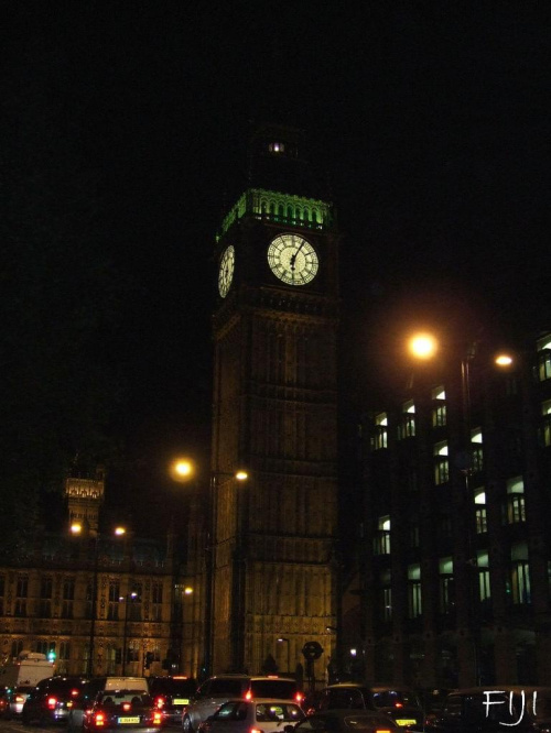 Ciemny Londyn #Noc #Londyn #Budowle