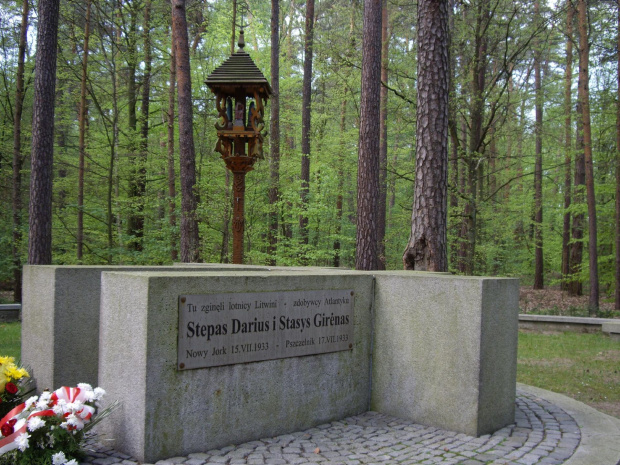 Pomnik Litewskich Lotników w Pszczelniku. #Pszczelnik