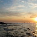 Piękny zachód słońca w Kołobrzegu #morze #WieczórWKołobrzegu #ZachódSłońca