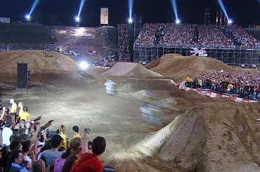 #XFighters #red #bull #SuperSession #warsaw