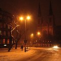 Katedra w Częstochowie nocą. #Częstochowa #Katerda